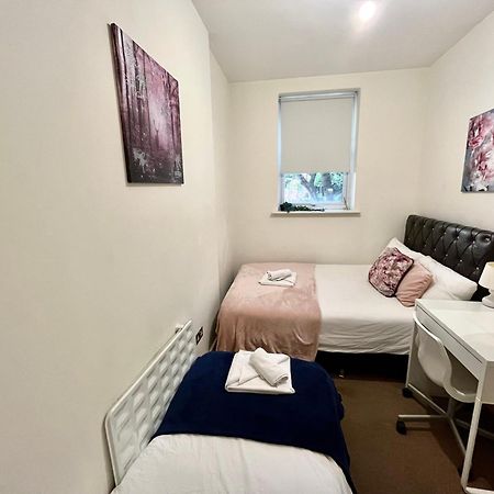 Metropolitan Coziness Private Bedrooms In Euston Station 161 London Eksteriør bilde