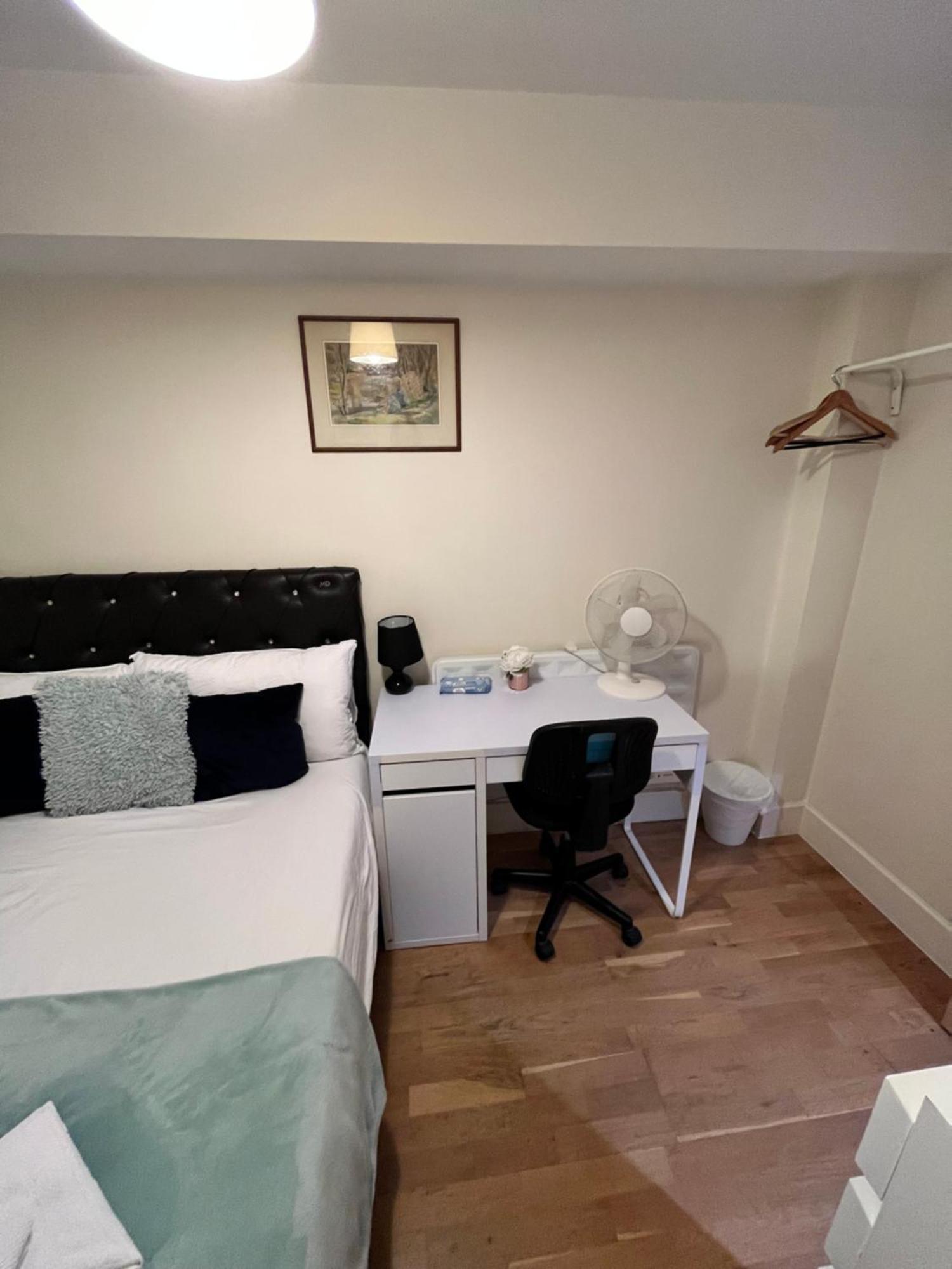 Metropolitan Coziness Private Bedrooms In Euston Station 161 London Eksteriør bilde
