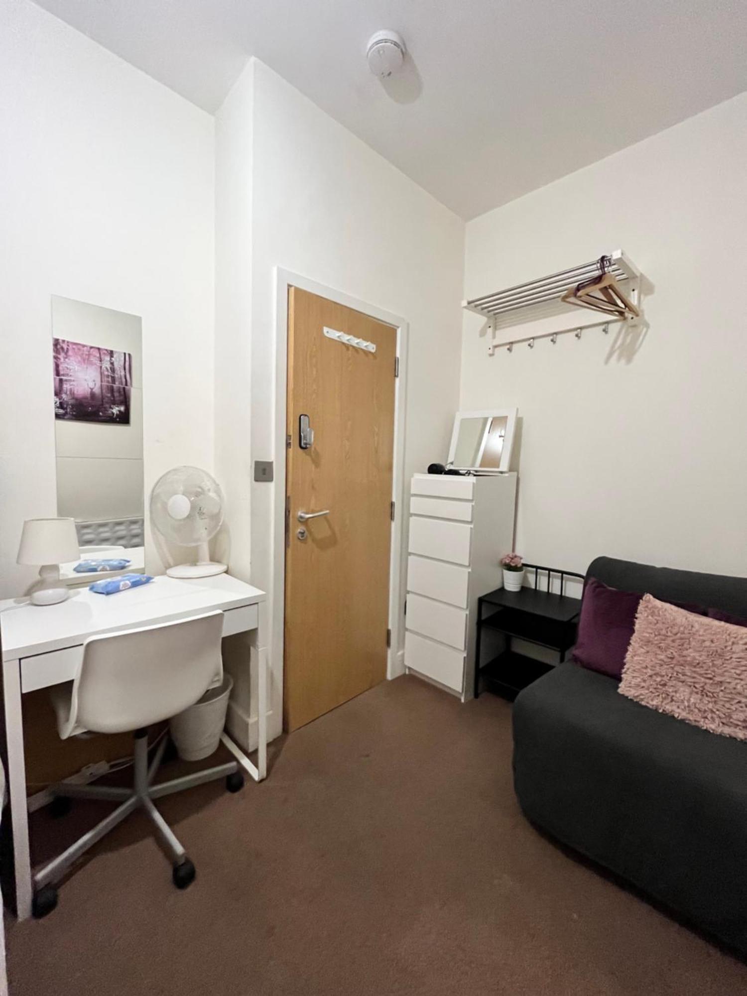 Metropolitan Coziness Private Bedrooms In Euston Station 161 London Eksteriør bilde