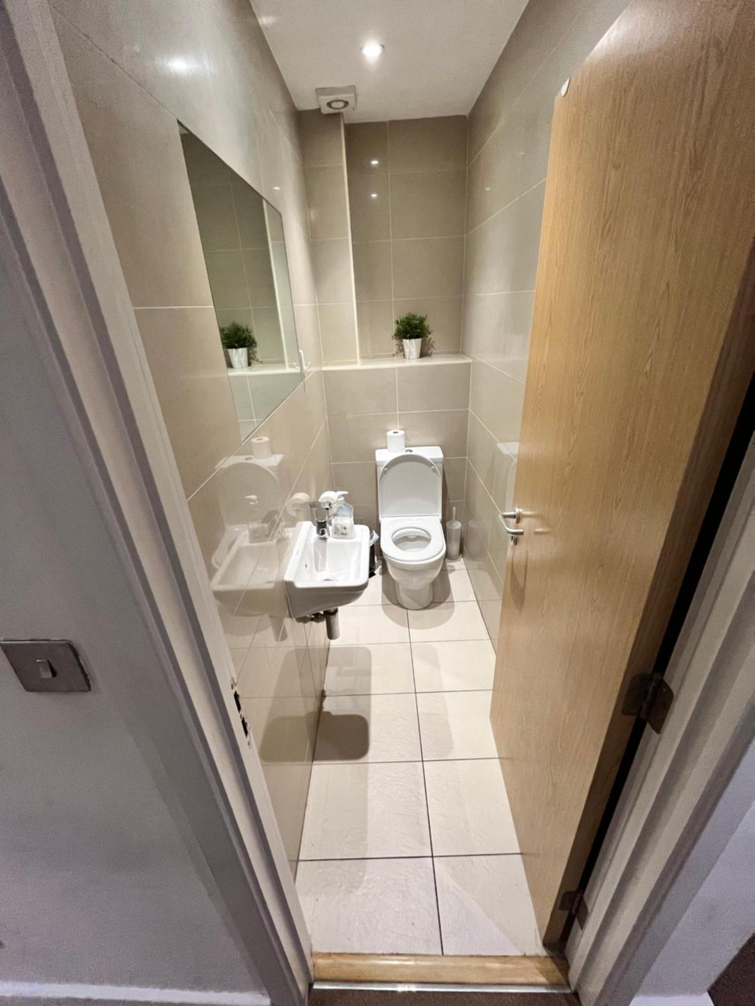 Metropolitan Coziness Private Bedrooms In Euston Station 161 London Eksteriør bilde